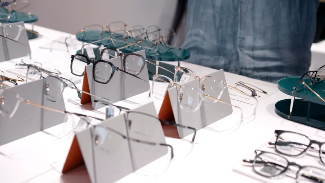 Eyewear Exhibitions
