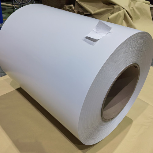 Acier DX54D avec revêtement de couleur prépeint