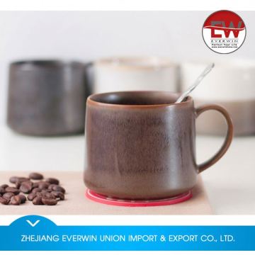 Factory sale attractive style 11oz black ceramic mug made in china