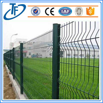 Guard wire mesh fencing