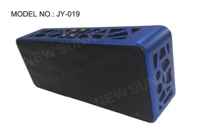 Portable Bluetooth Cube Speakers , Audio Bluetooth Resonance Speaker