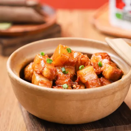 Red Pork Cooking Sauce