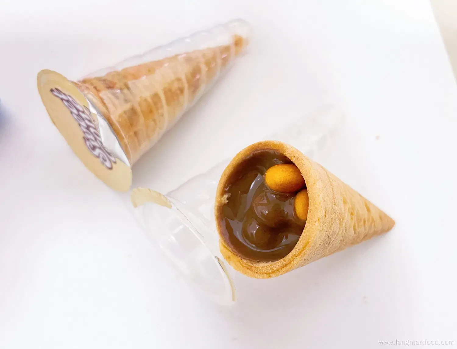 10g Ice Cream Cone Shaped Chocolate Crunch Candy