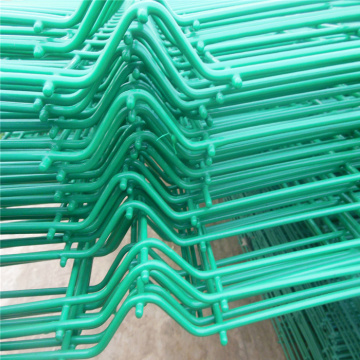 Pagar wire mesh dilapisi pvc