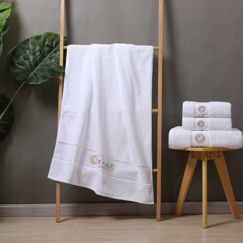 Super Soft and Breathable Towel with Embroidery Logo