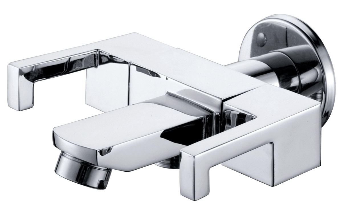 Principle of hot and cold faucet