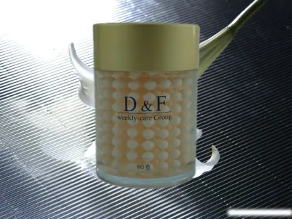 Gold pearl cream