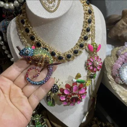 Vintage Exquisite Chameleon Brooch