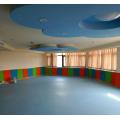 Habitación infantil de interior con suelo deportivo de PVC Enlio