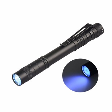 Lampe de poche à stylo UV 3W 395nm pour la détection d'urine de l'animal - comprend une batterie AA et un stylo de lampe de poche LED