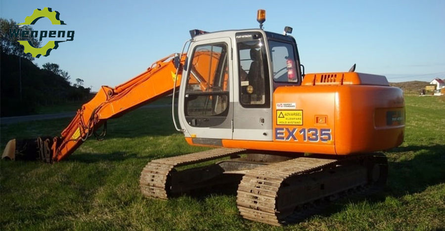 13.5 ton hydraulic excavator EX-135
