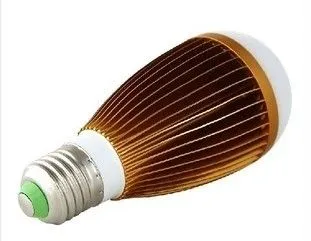 Parking Lots Green 7 Watt E27 Led Light Bulbs For 60w Incandeescent Bulbs , No Uv