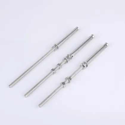 Expansion bolt