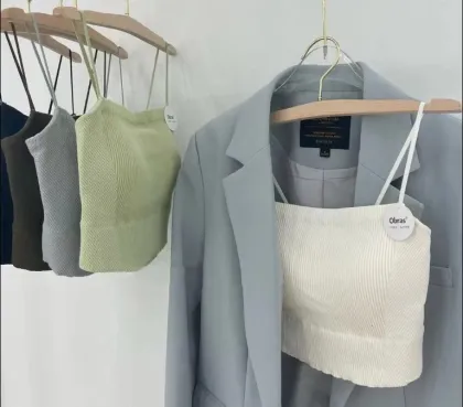 Hot Sale Women's One-Shoulder Ribbed Camisole Top with Conformality Camisoles and Bra