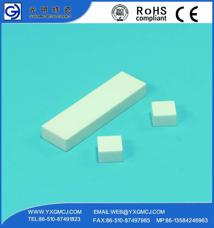 Anti impact alumina ZTA ceramic wear rubber liner