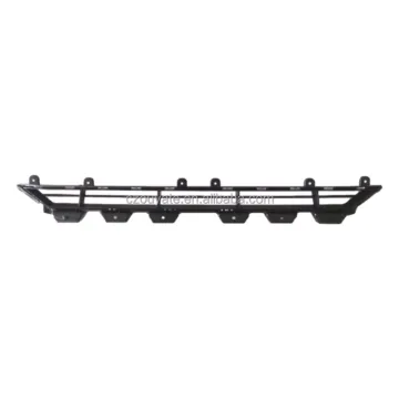 8UD807683F Audi Q3 2016 S-Line Center Grille