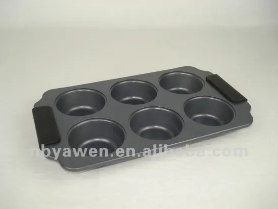 carbon steel muffin baking pan with silicone handle