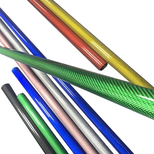 Tubo de fibra de carbono colorida