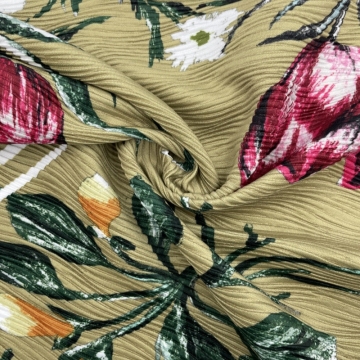 Teso di interblocco in poliestere del pattern floreale a doppia maglia