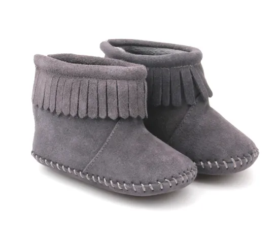 2017 winter newborn grey soft suede leather wholesle baby moccasins boots
