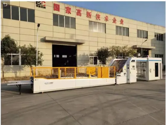 In High Speed Intelligenting Flute Laminator for Box Making with CE shield