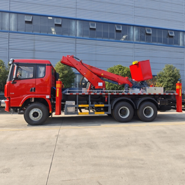 24m Shacman X3000 Heavy-Duty Aerial Work Platform Truck