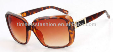 Latest Fashionable Square Unisex Sunglasses