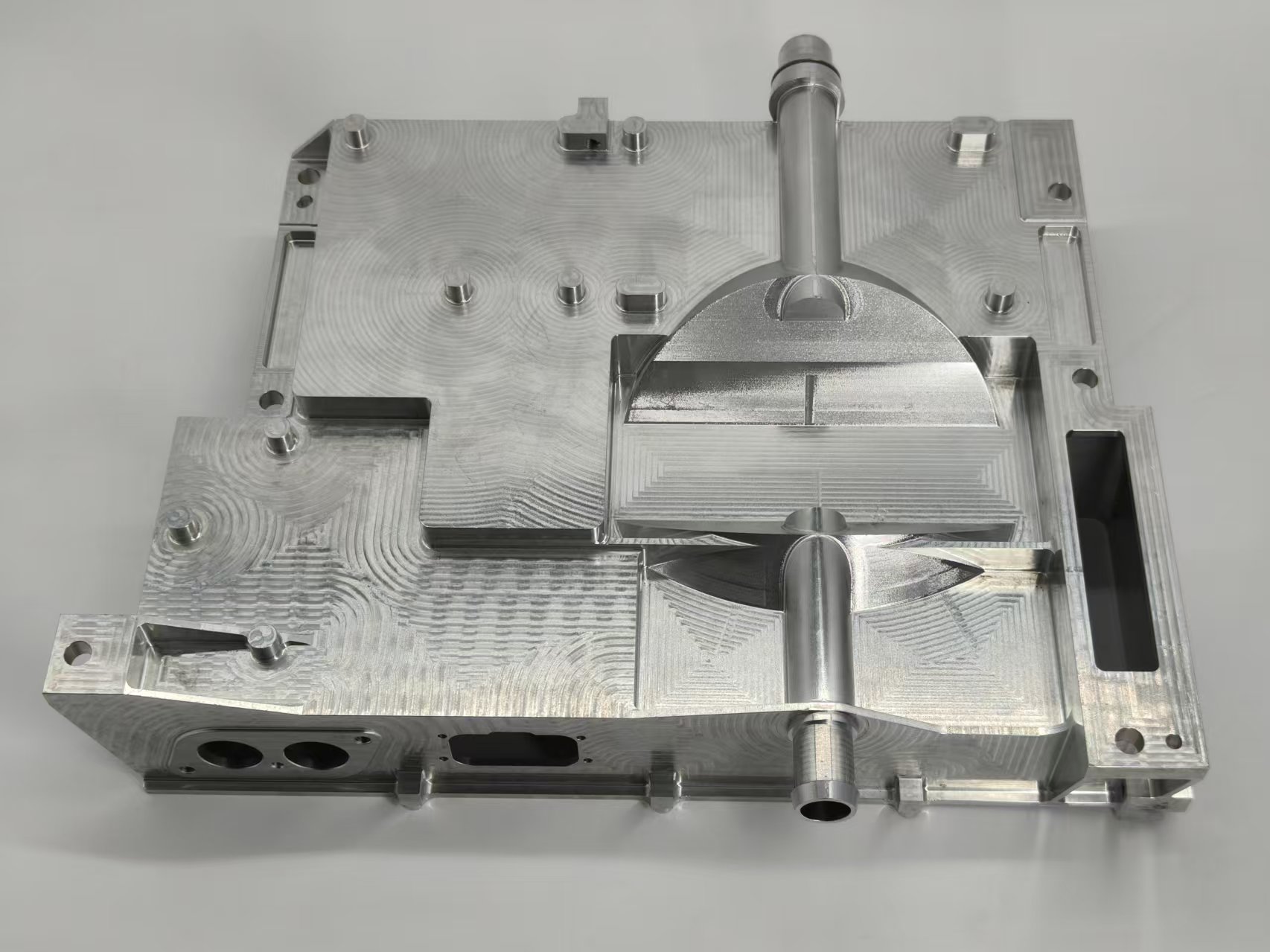 Custom CNC Machining Service 4 Axis & 5 Axis Milling Parts Stainless Steel & Aluminium Enclosure/Box Fabrication3