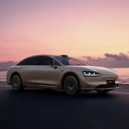2025 Luxury Chinese Electric Sedan: Hua Wei Stelato S9 4WD