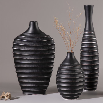 Handcrafted Nordic Retro Black Resin Vase: Elegant Home Decoration for Plants