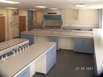 Guaranteed Laboratory furniture/New design lab bench/lab steel workbench