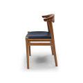 Hans wegner Elbow Chair voor restaurantkamer