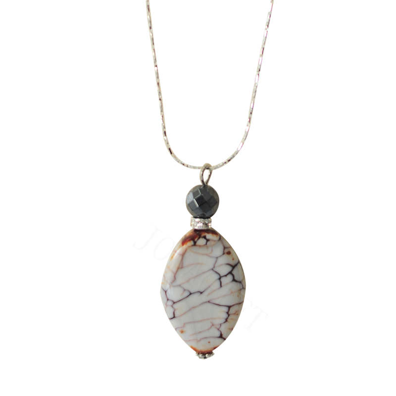 Collier d&#39;agate de pierres précieuses naturelles avec chaîne en argent