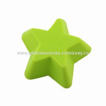 Star-shaped silicone cake mold