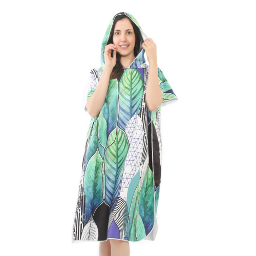 Schnelle trockene Wildleder-Mikrofaser-Sublimated-Strandtuch-Robe