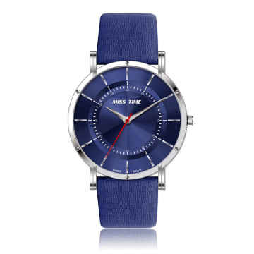 Fashion vintage leather colour quartz watch