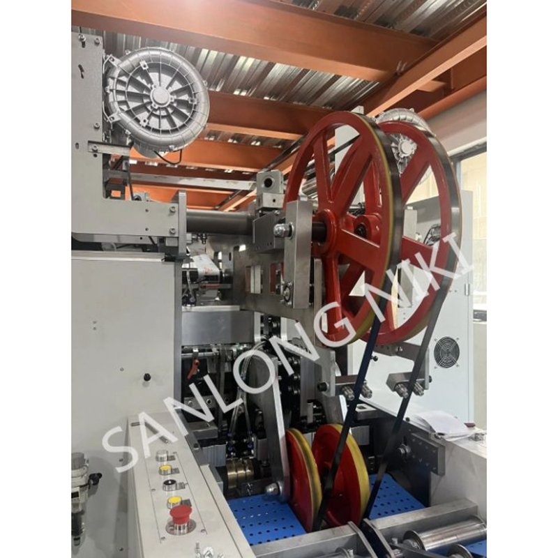 Mașină de confecționare a sacului de supapă de mare viteză