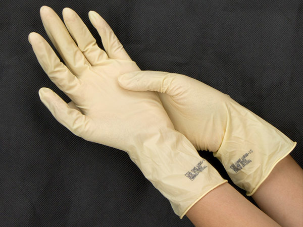 The Difference Between The Smooth Surface And The Pockmarked Surface Of Disposable Latex Gloves The Difference Between The Smooth Surface And The Pockmarked Surface Of Disposable Latex Gloves