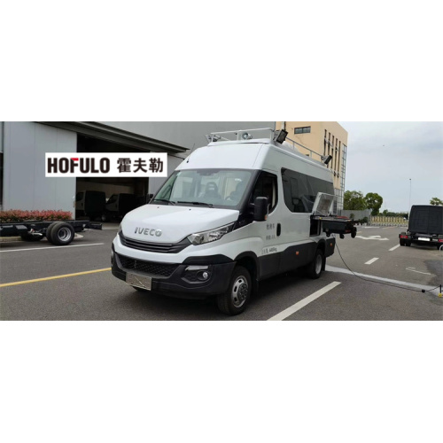 Transformer oil inspection vehicle