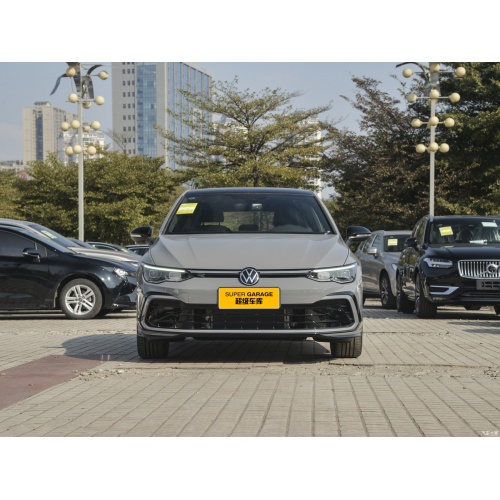 Întuneric Volkswagen Golf R-Line Hatchback