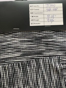 Black/White Irregular Graphics 96R/4SP Width 57/59 Fabric