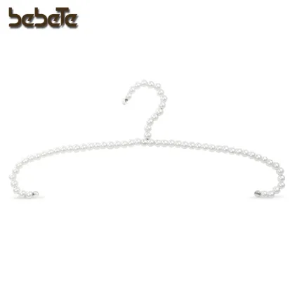 Brand new Boutique Pearl Hanger with high quality