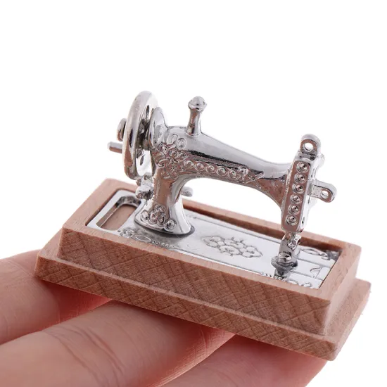 1:12 Dollhouse Miniature Furniture Sewing Machine Tailor Toy Doll House Decor