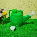 Large capacity watering can