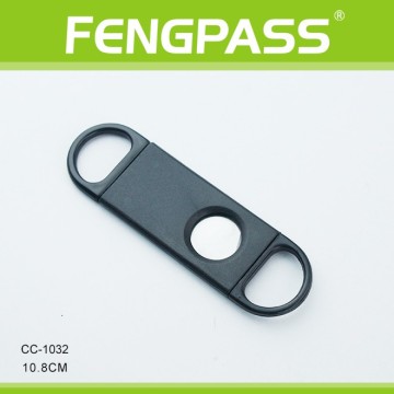 CC-1032 10.2cm Oval-Shaped Plastic Cigar Cutter