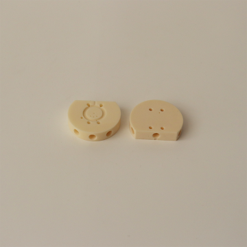 Customized Alumina Ceramics 3-Way Valve Heads 99.5% Al2O3 Insulation Parts