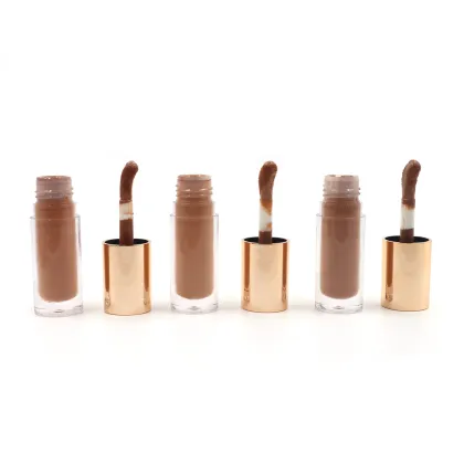 Long-Lasting Waterproof Liquid Foundation for Full Coverage and Brightening