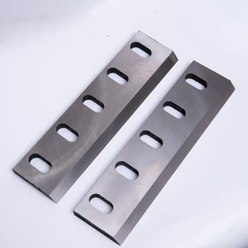 Bilah pencincang plastik lanjutan dengan hayat perkhidmatan lanjutan