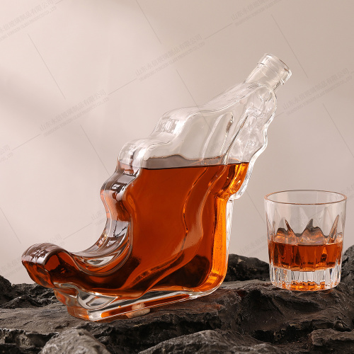 Fornitore di bottiglie di whisky di cristallo reale personalizzato