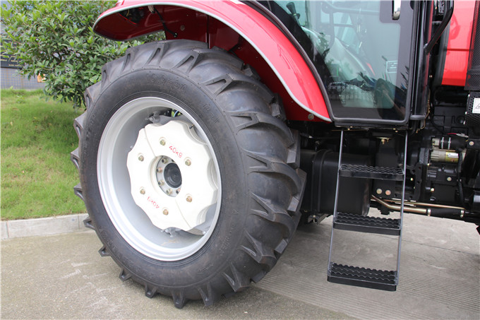 90hp High Chassis Farm Tractor